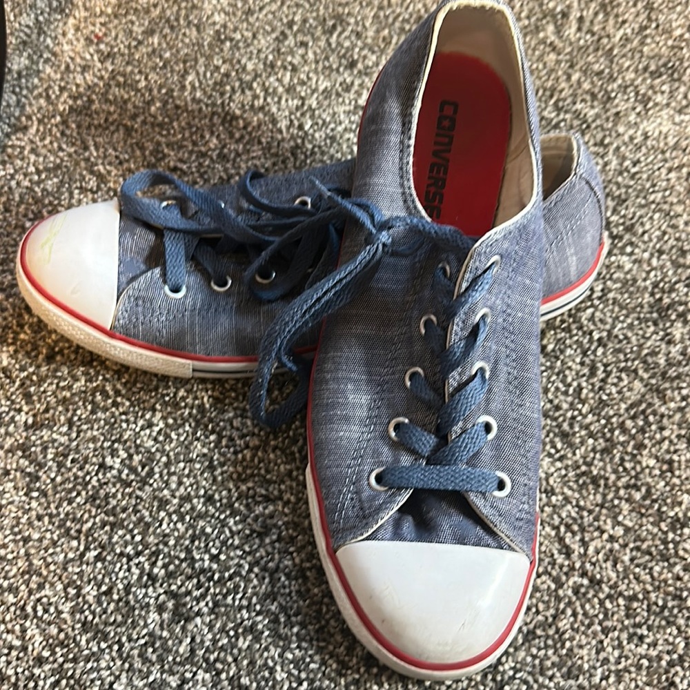 Chambray blue Converse tennis shoes size 9